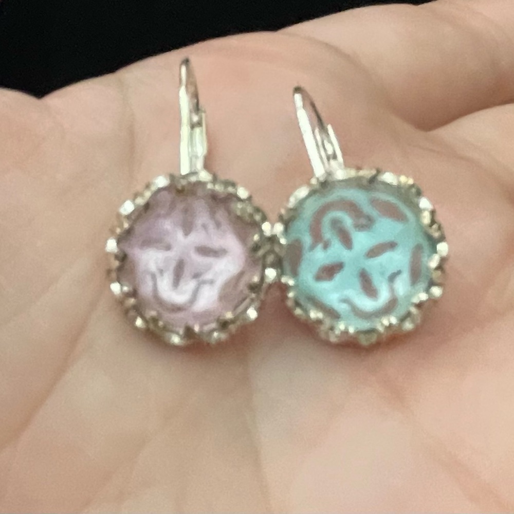 Avon Lattice baby blue and baby pink Dangle facet earrings Vintage Avon Silver - Picture 2 of 5